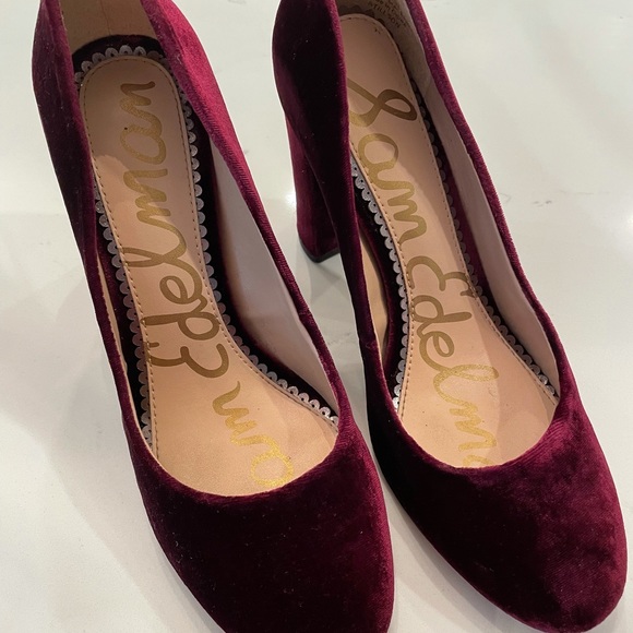 Sam Edelman Velvet Pumps - Picture 2 of 7